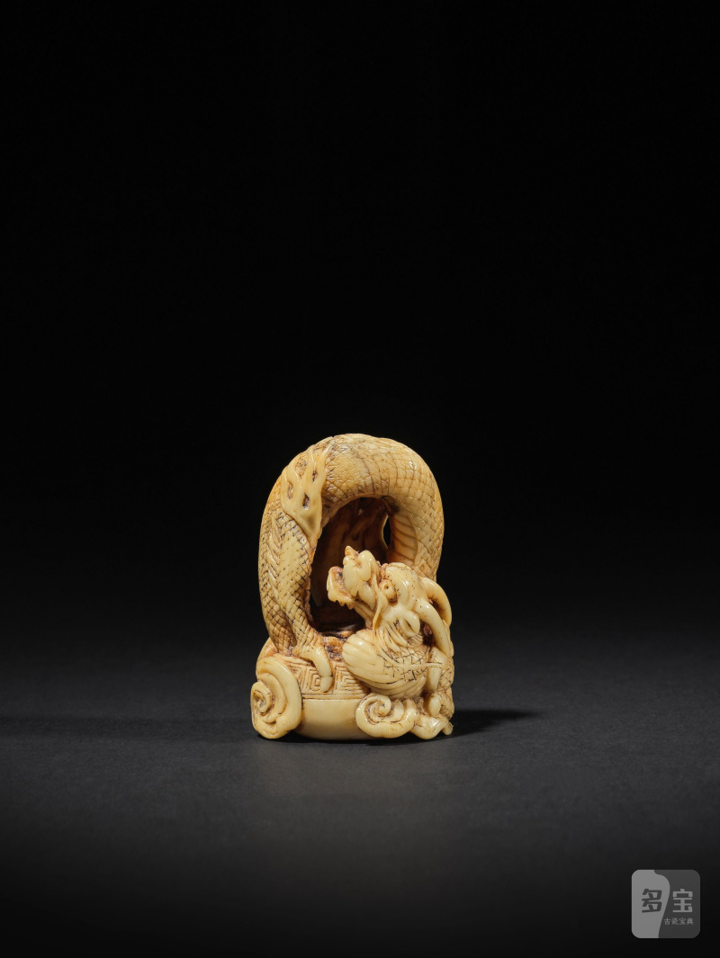 海象牙彫根付 龍 無銘 19世紀前期 | NETSUKE EN IVOIRE MARIN REPRÉSENTANT UN DRAGON - 图2